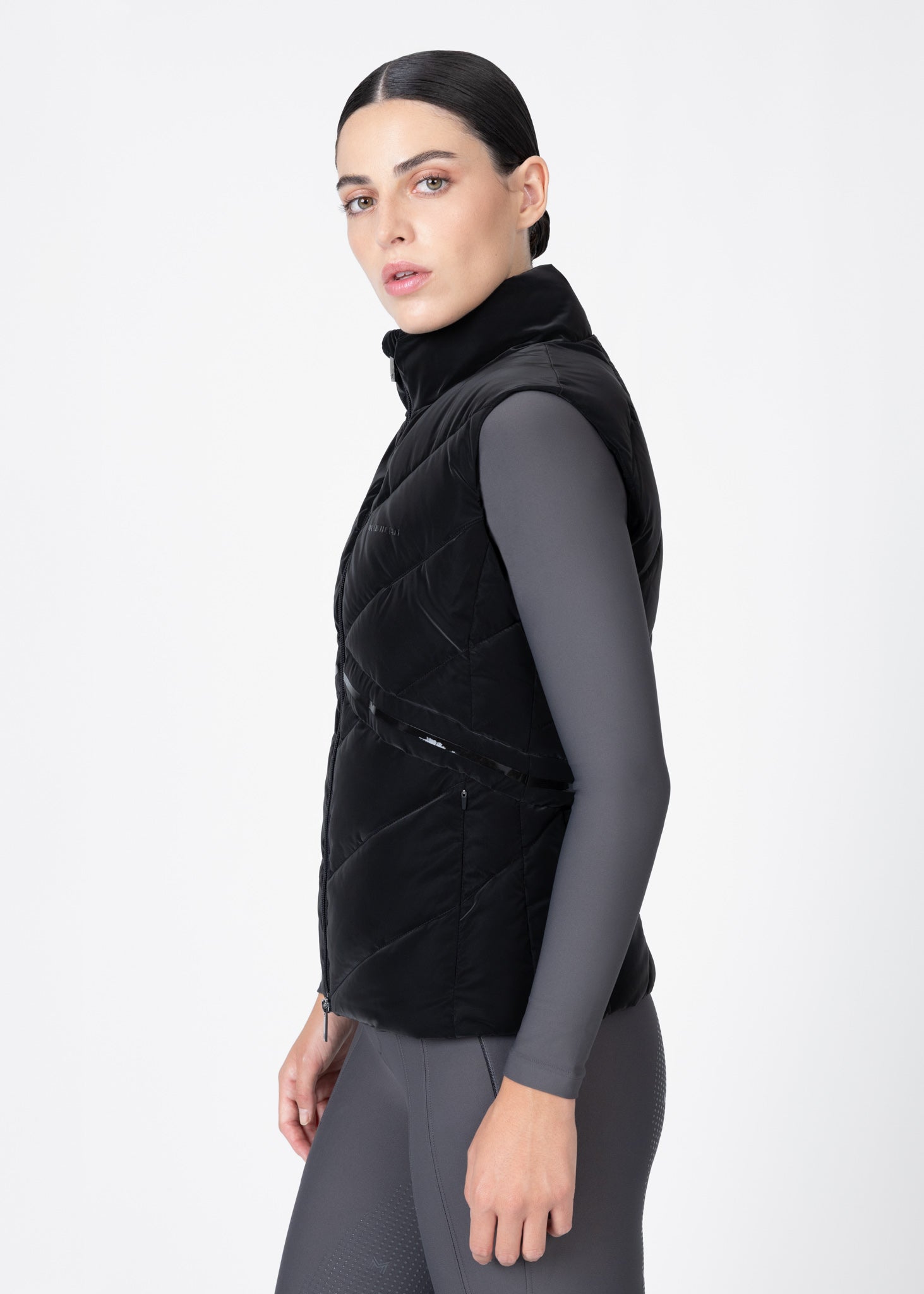 Astro Puffer Vest (Black) – Maximilian Equestrian