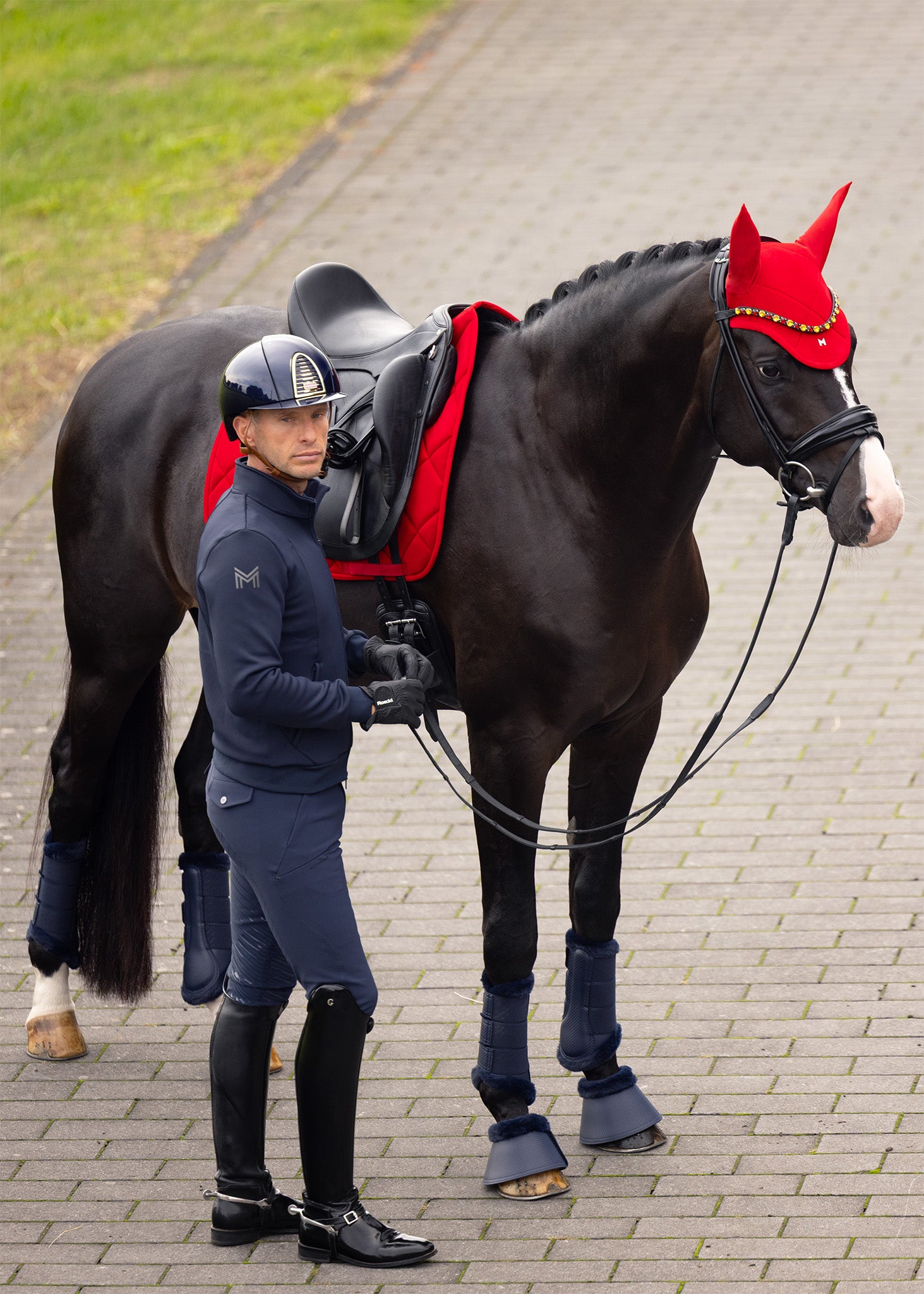 Velvet Ear Bonnet (Crimson)