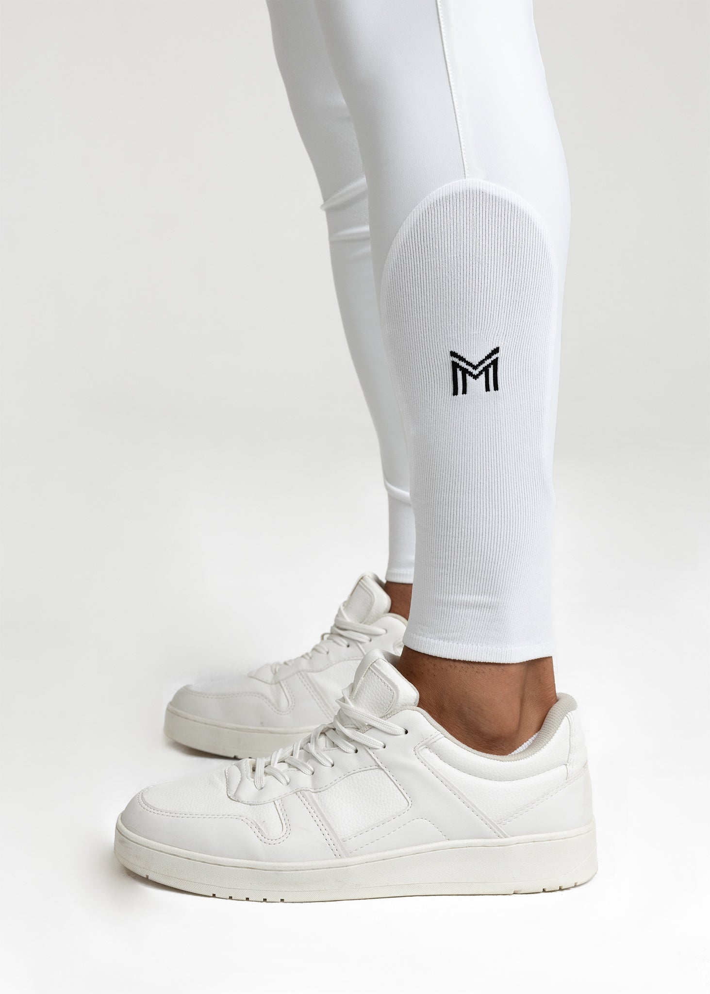 Motion Breeches (White) – Maximilian Equestrian