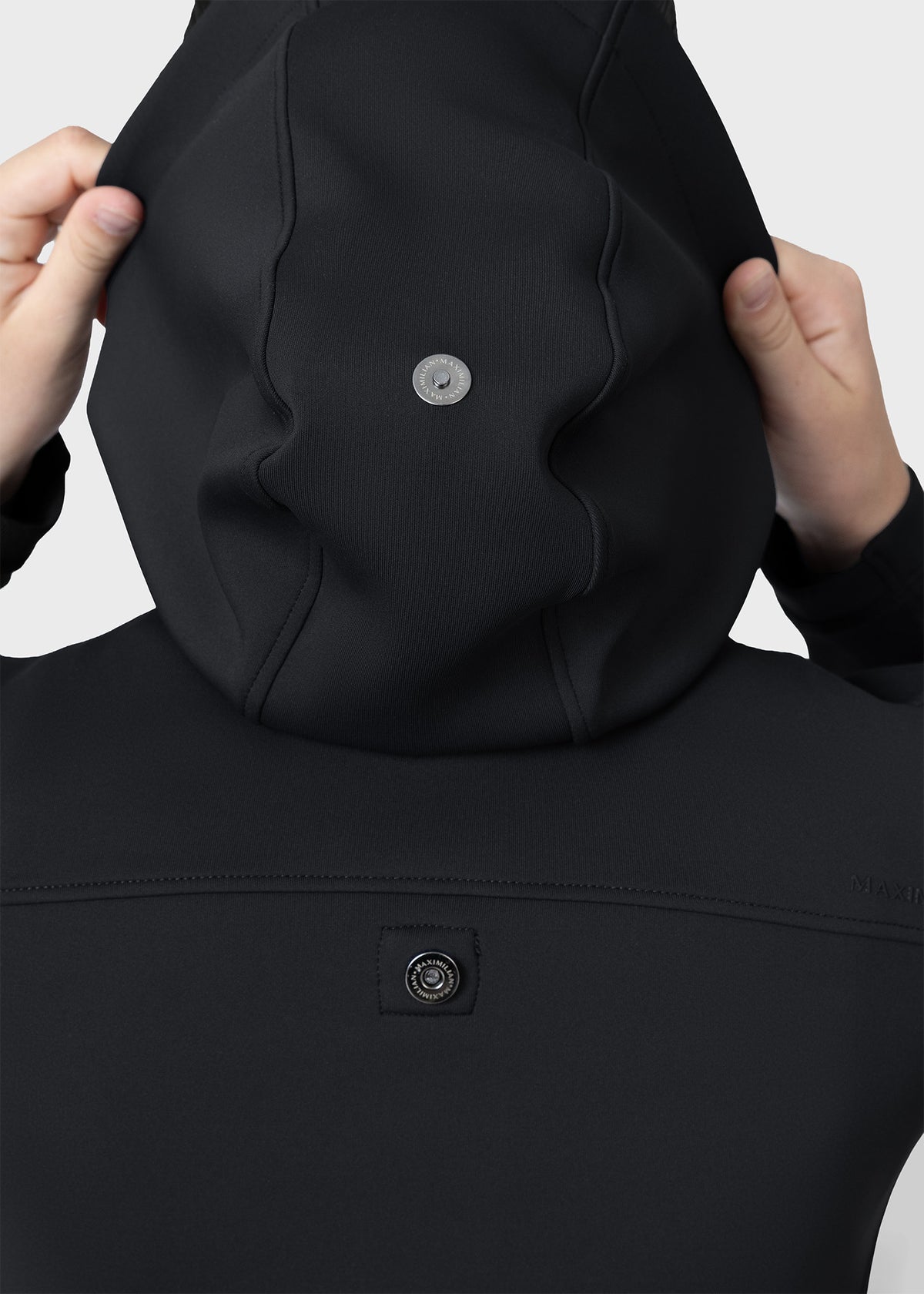 YR Wolt Zip Hoodie (Black)