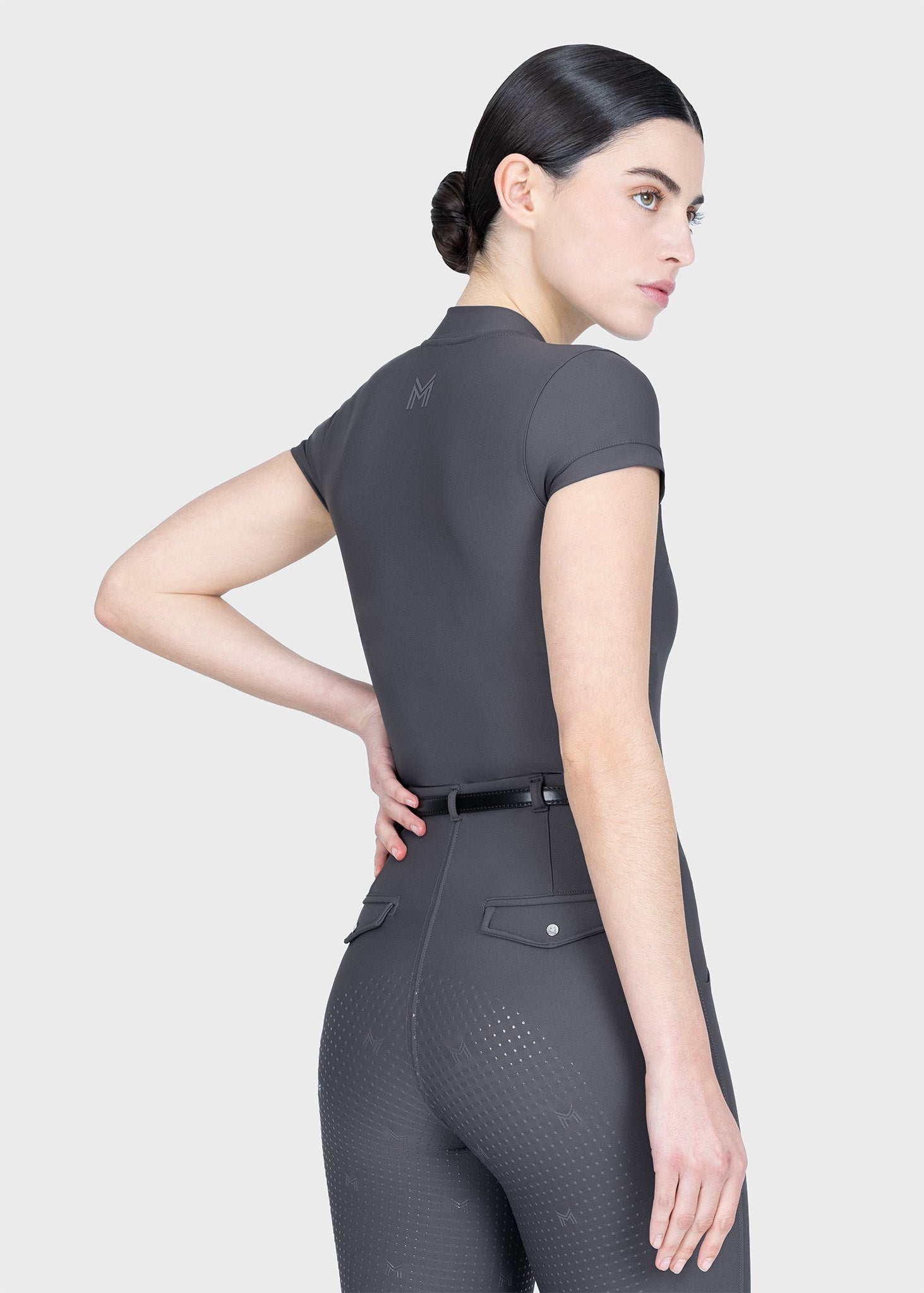 Velya Short Sleeve Base Layer (Graphite)