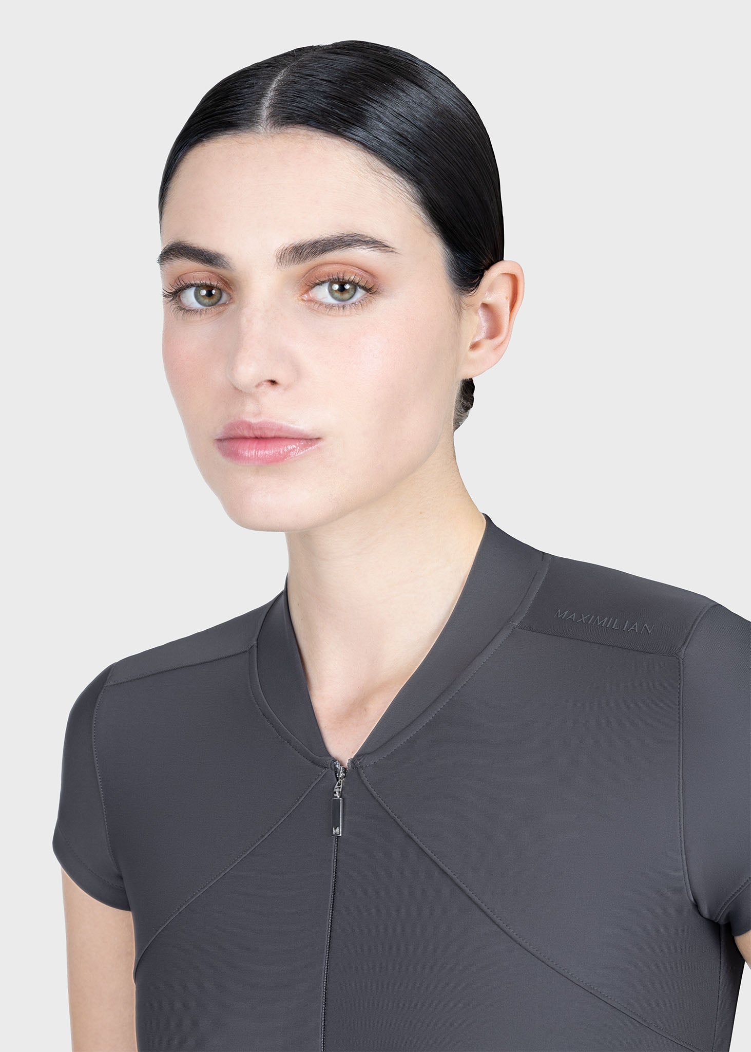 Velya Short Sleeve Base Layer (Graphite)