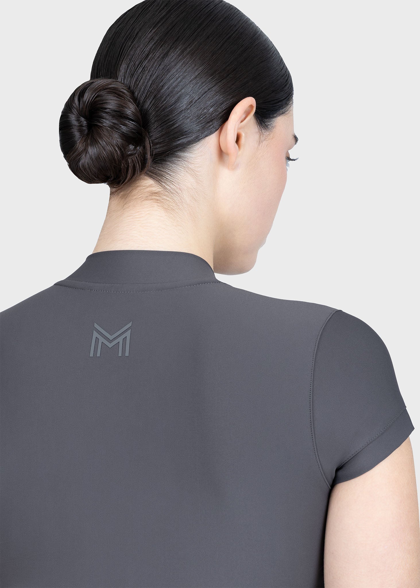 Velya Short Sleeve Base Layer (Graphite)