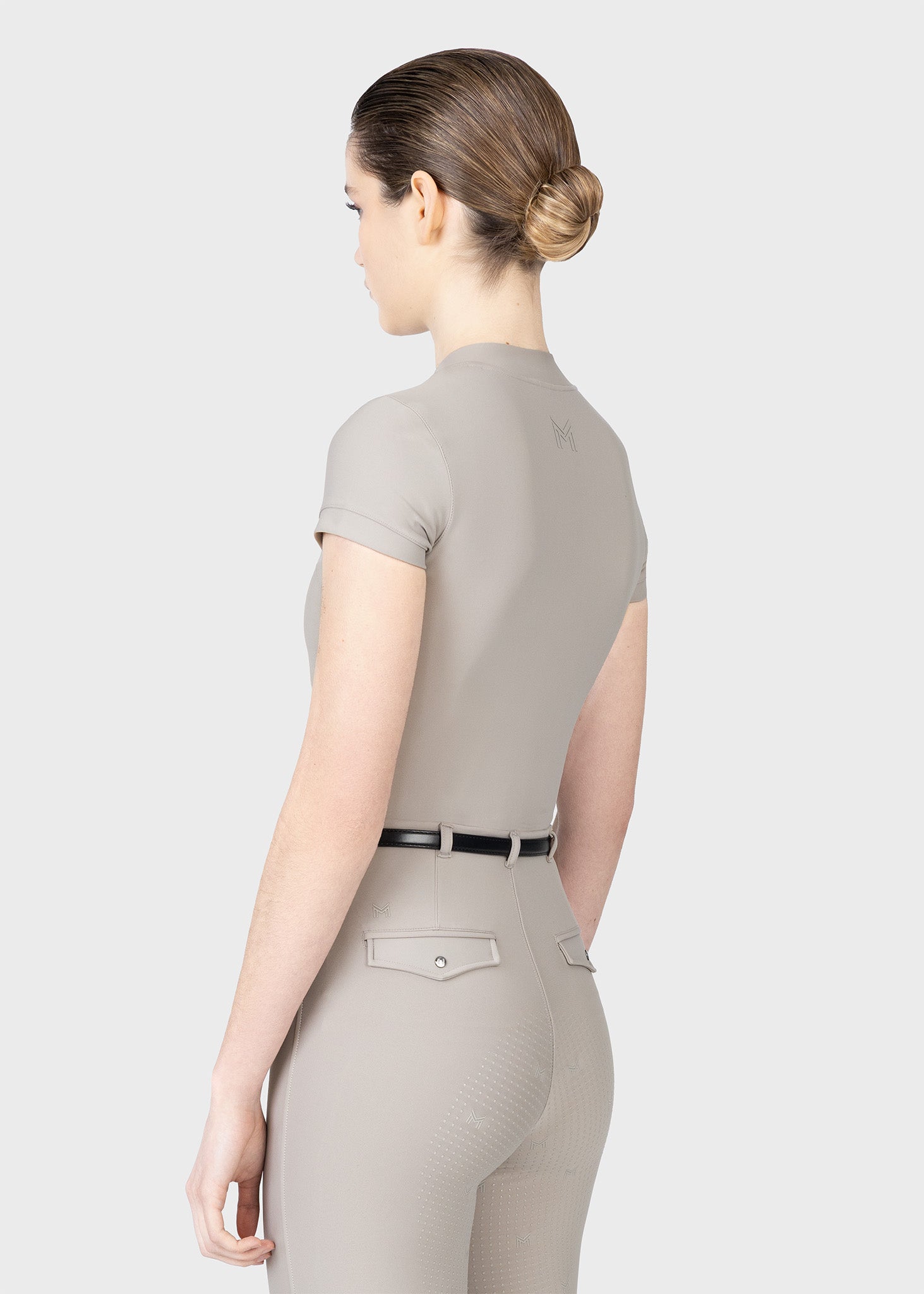 Velya Short Sleeve Base Layer (Soft Taupe)