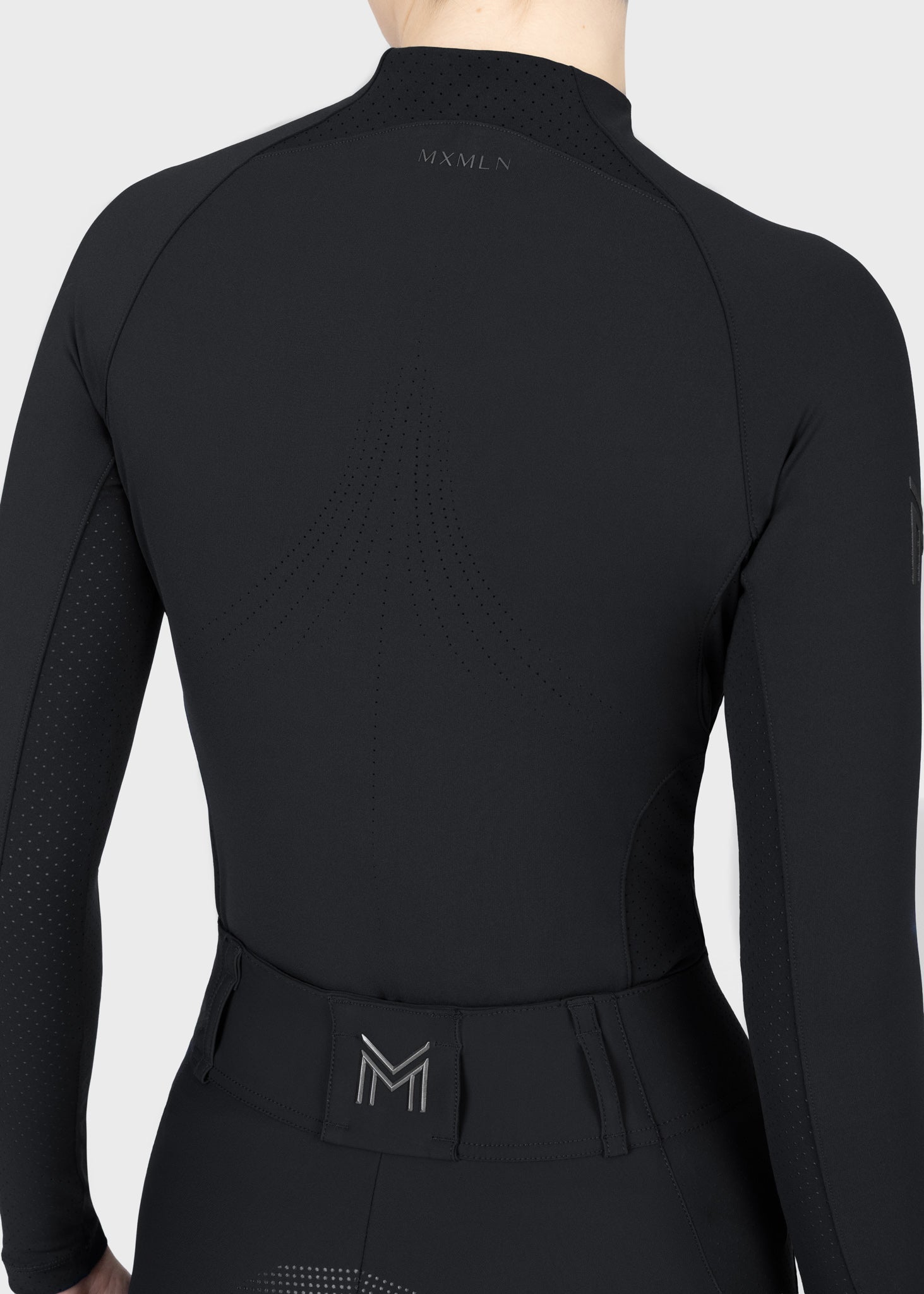 Aero Long Sleeve Base Layer (Black)