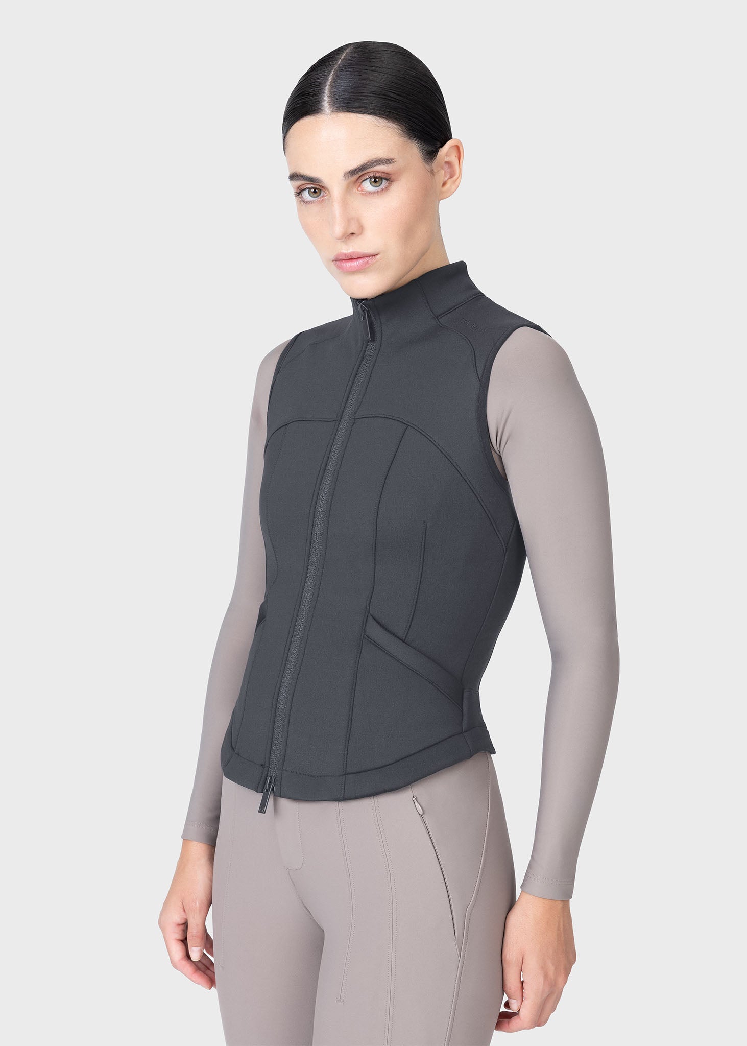 Fit Technical Vest (Graphite)