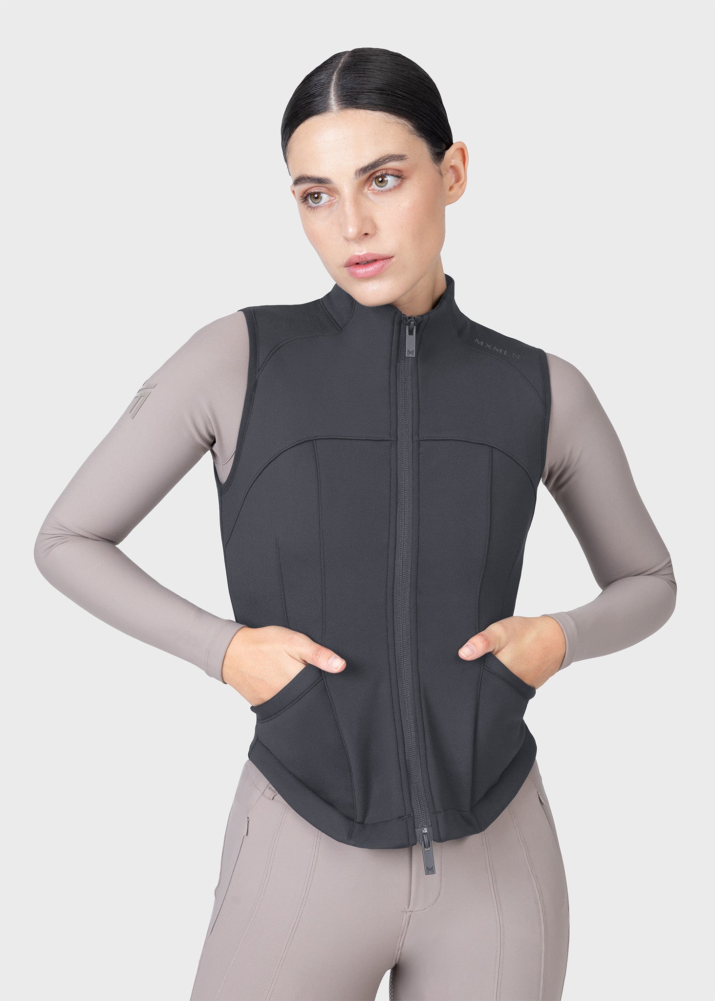 Fit Technical Vest (Graphite)