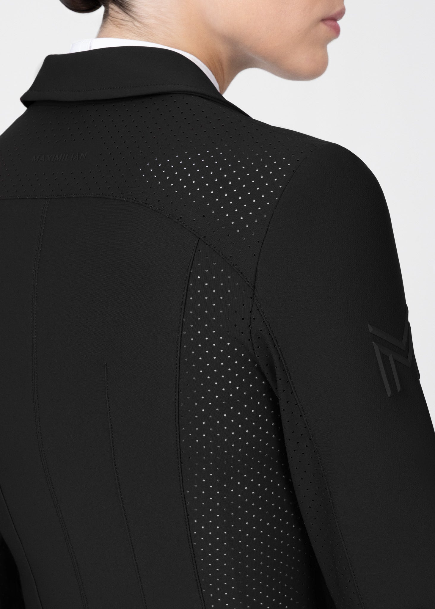 Aura Show Jacket (Black)