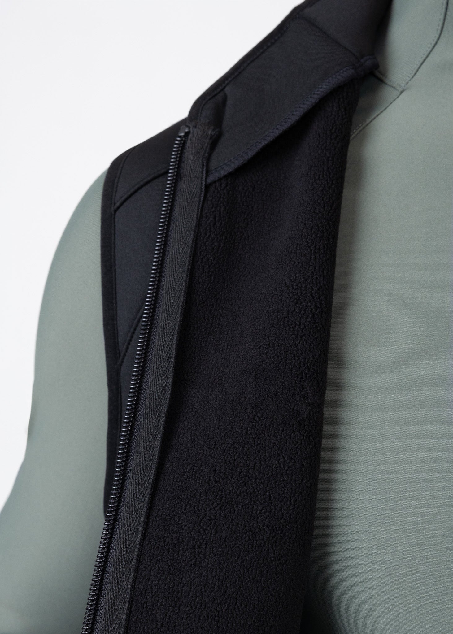 Grid Technical Vest (Black)