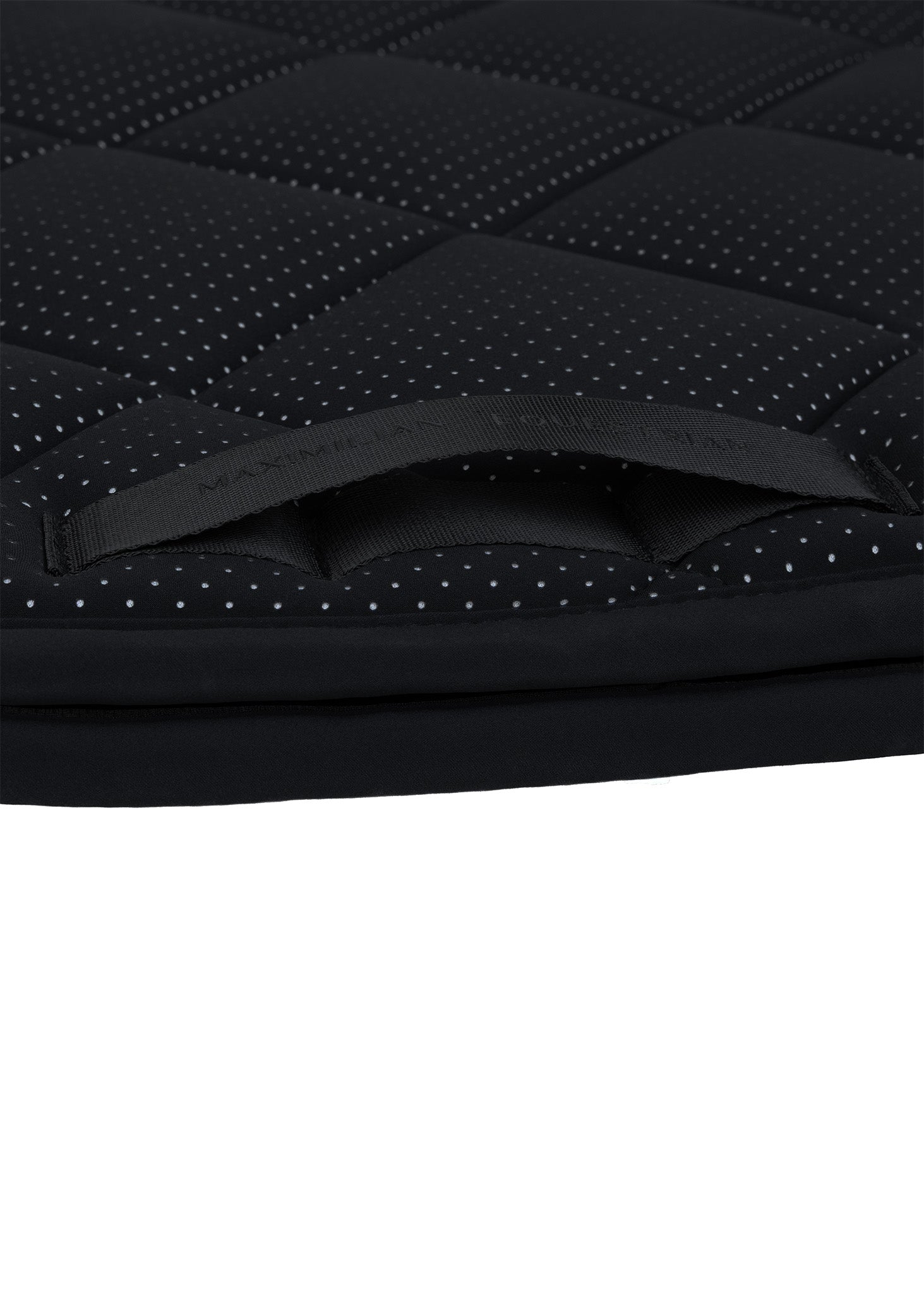 Aeris Dressage Saddle Pad (Black)