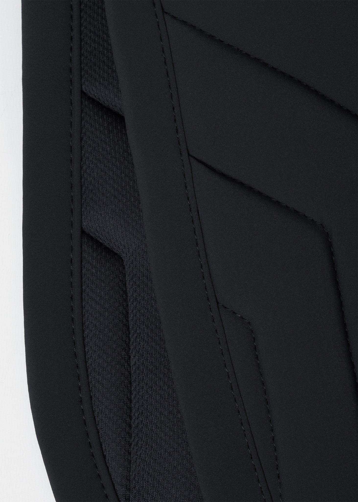 Delta Dressage Saddle Pad (Black)